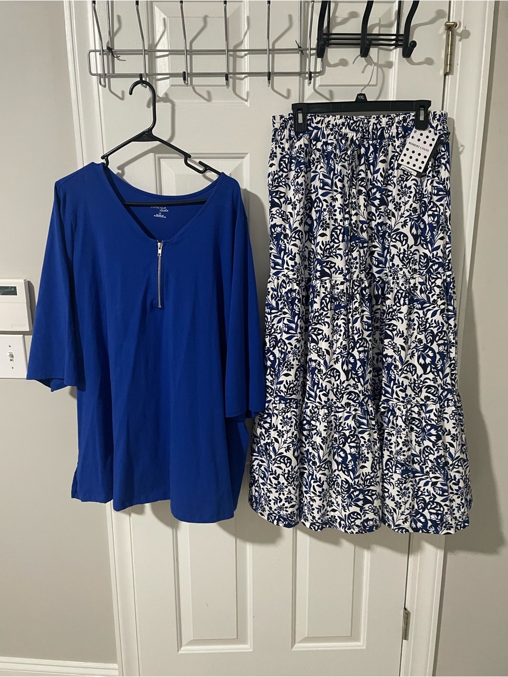 Women’s Blue and White Floral Tiered Skirt - Classic Style 1x with Suprema Royal